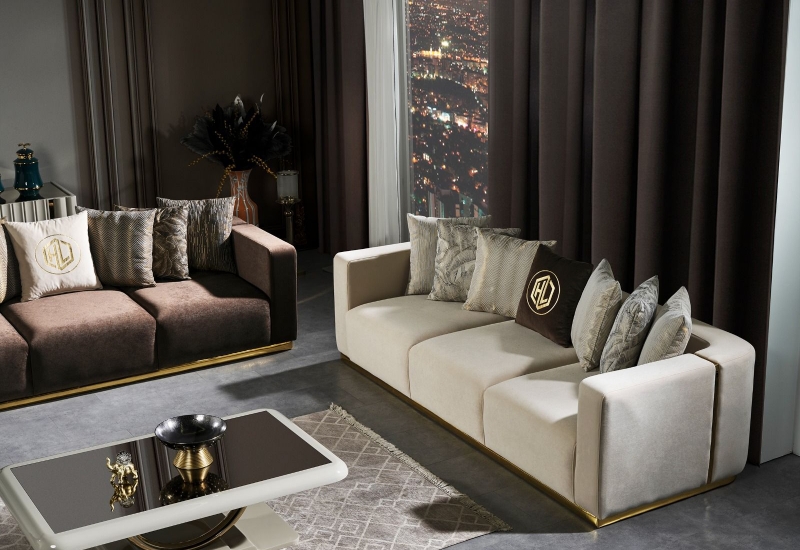 <p>ROYAL ORTA SEHPA</p>
